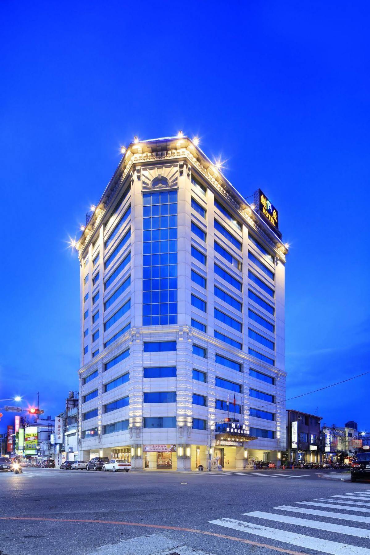 T'ai-tung 鲔鱼家族饭店台东馆酒店 外观 照片